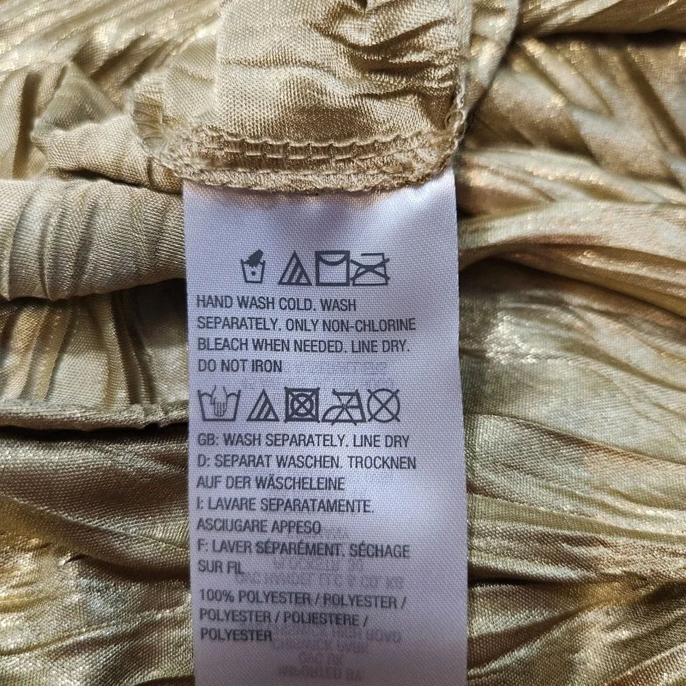 Susan Graver Gold Metallic Crinkle V-Neck Sleeveless Blouse Top Large Party Glam